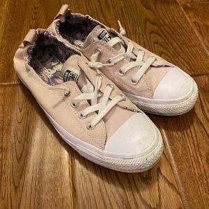 Blush Pink Converse Women’s Size 9